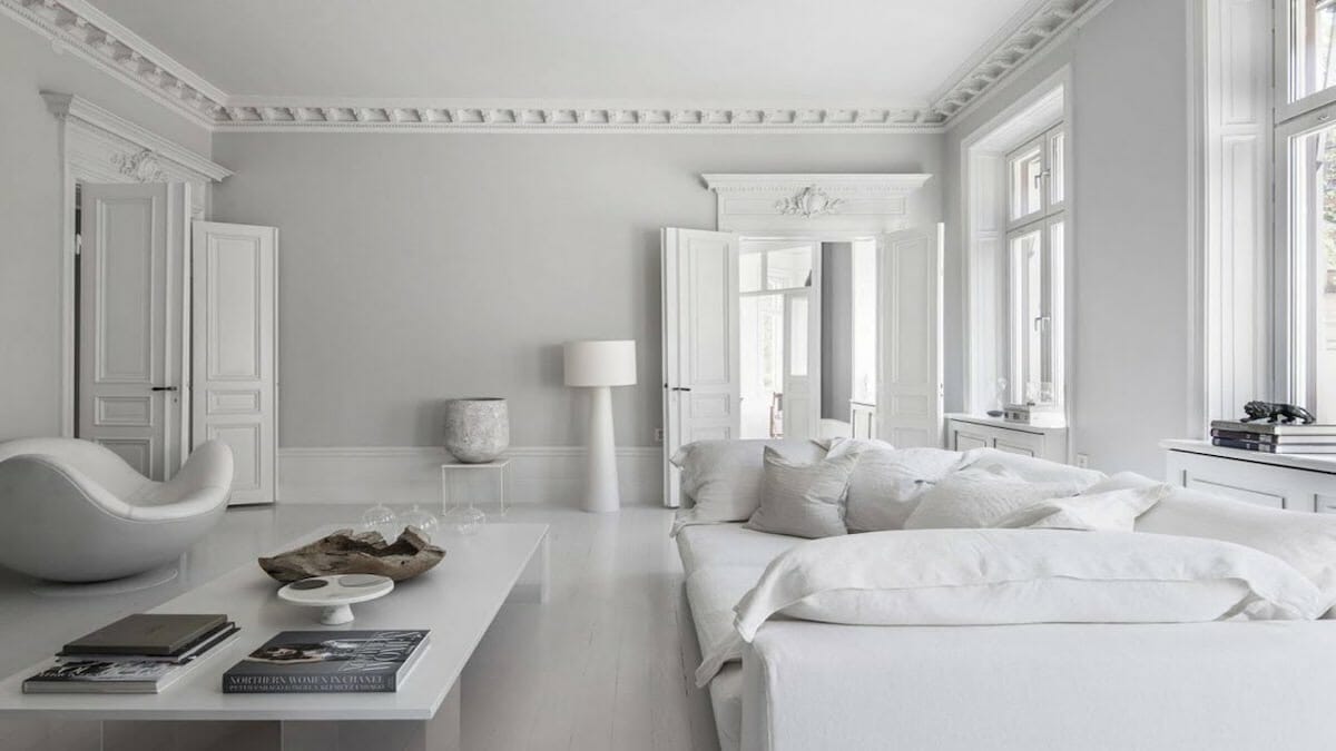 All-White Interiors: Design Secrets to Nail the Look - Decorilla Online  Interior Design